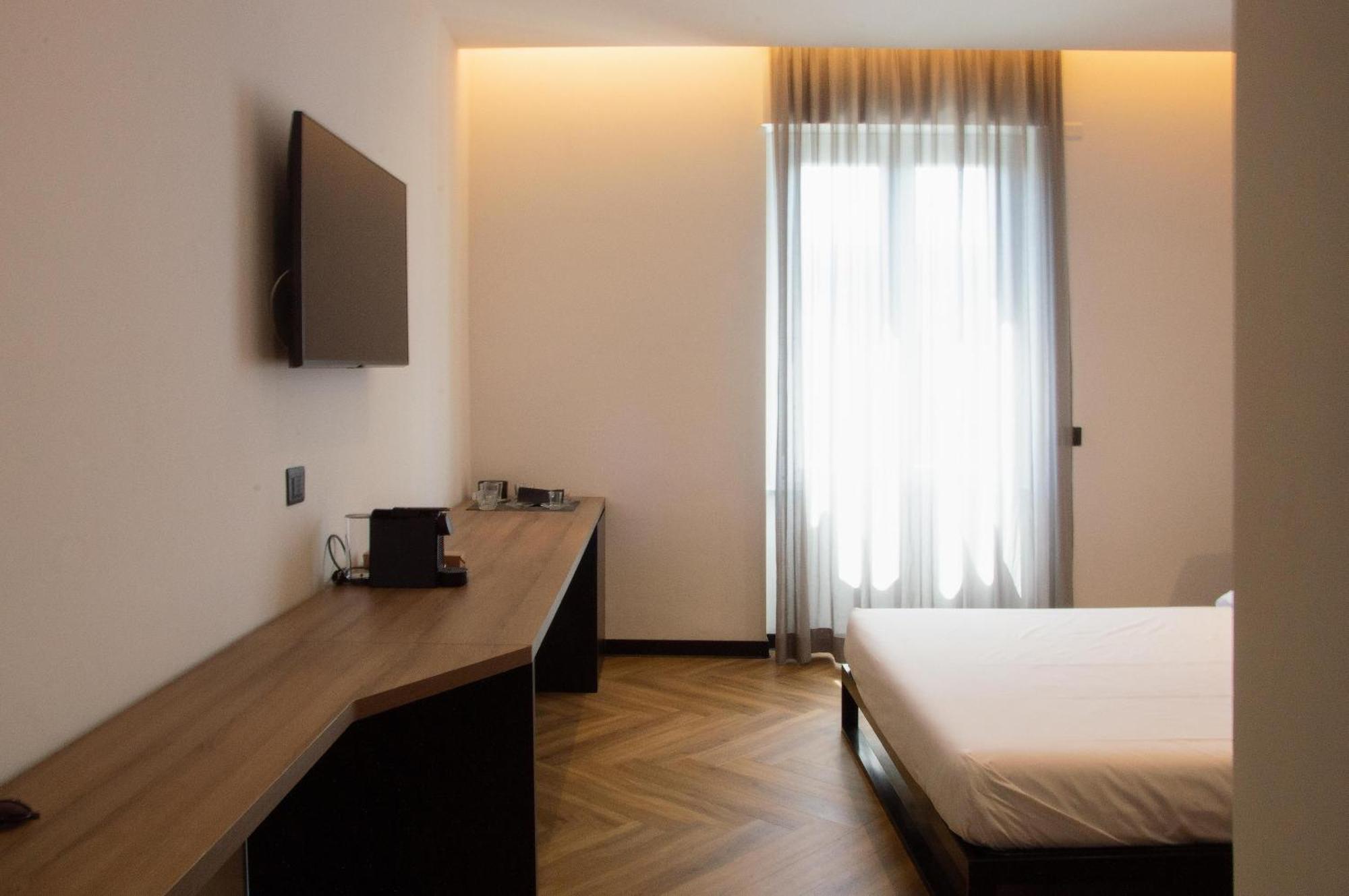Adriatic Luxury Suites Pescara Extérieur photo